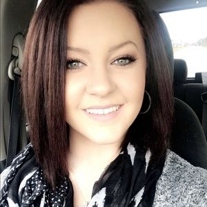 Meet your Posher, Aleah